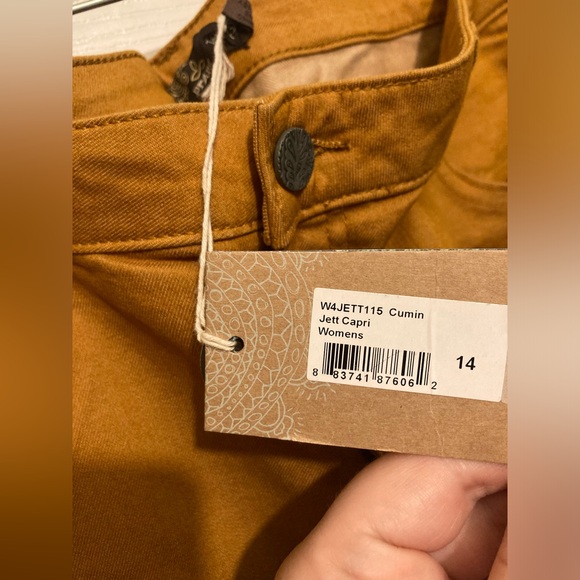 *NWT* Prana yellow ombré pants - Picture 4 of 4